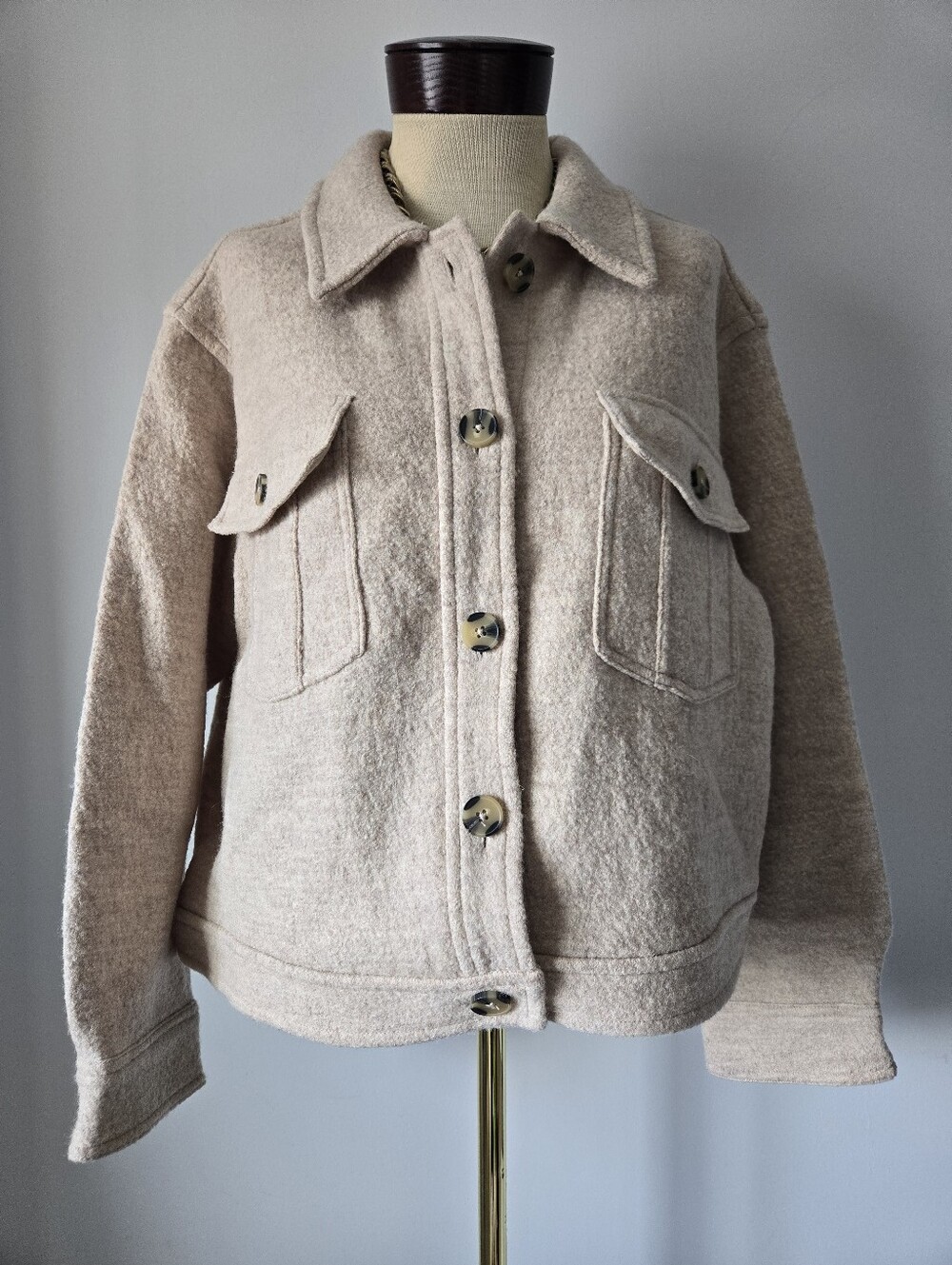 Hunter New Witj Tags Merino Wool Beige Utility Jacket. Size XL